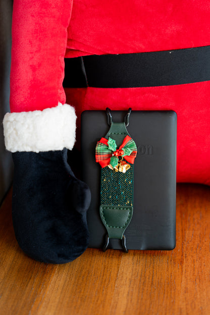 Kittentailor reading accessory made of special high-elasticity nylon fabric for durability. Anti-slip silicone coating on metal clips securely fixes the strap while avoiding scratches and marks on the device.