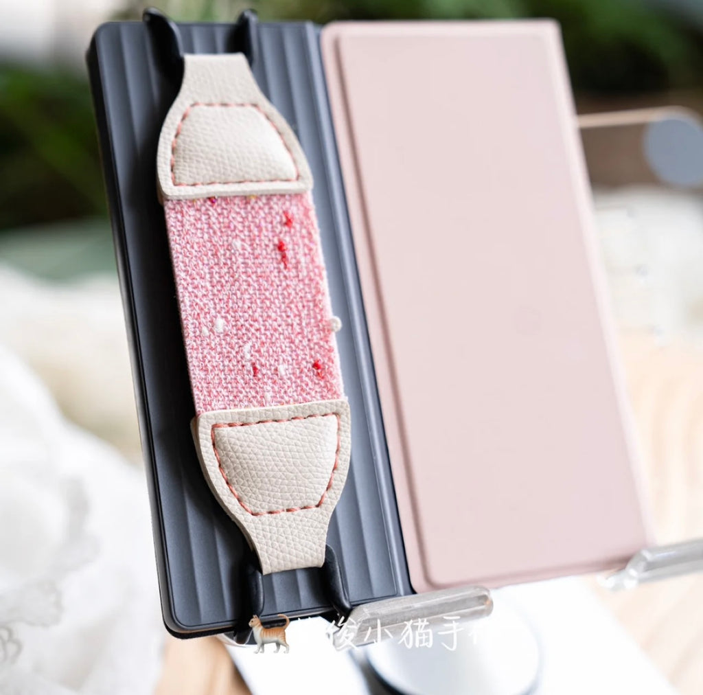 strawberry milkshakes- Homemade-ebook